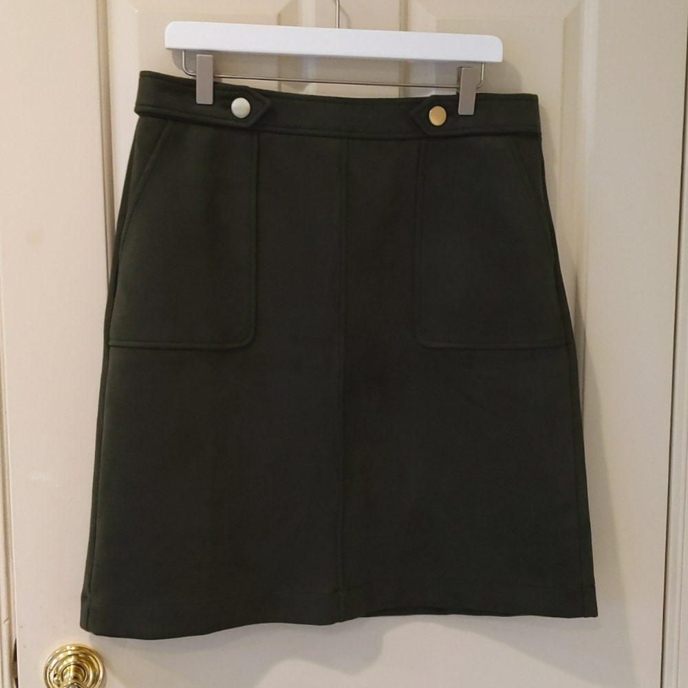 Loft, size 12, olive green, faux suede skirt.